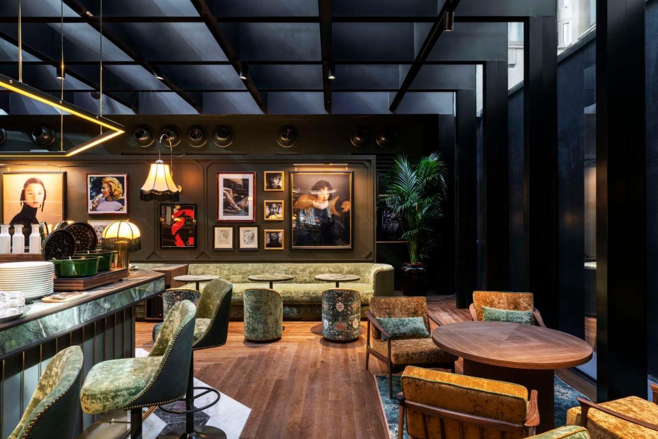 Radisson Collection Hotel, Santa Sofia Milan Exterior photo The Bar at The Standard London
