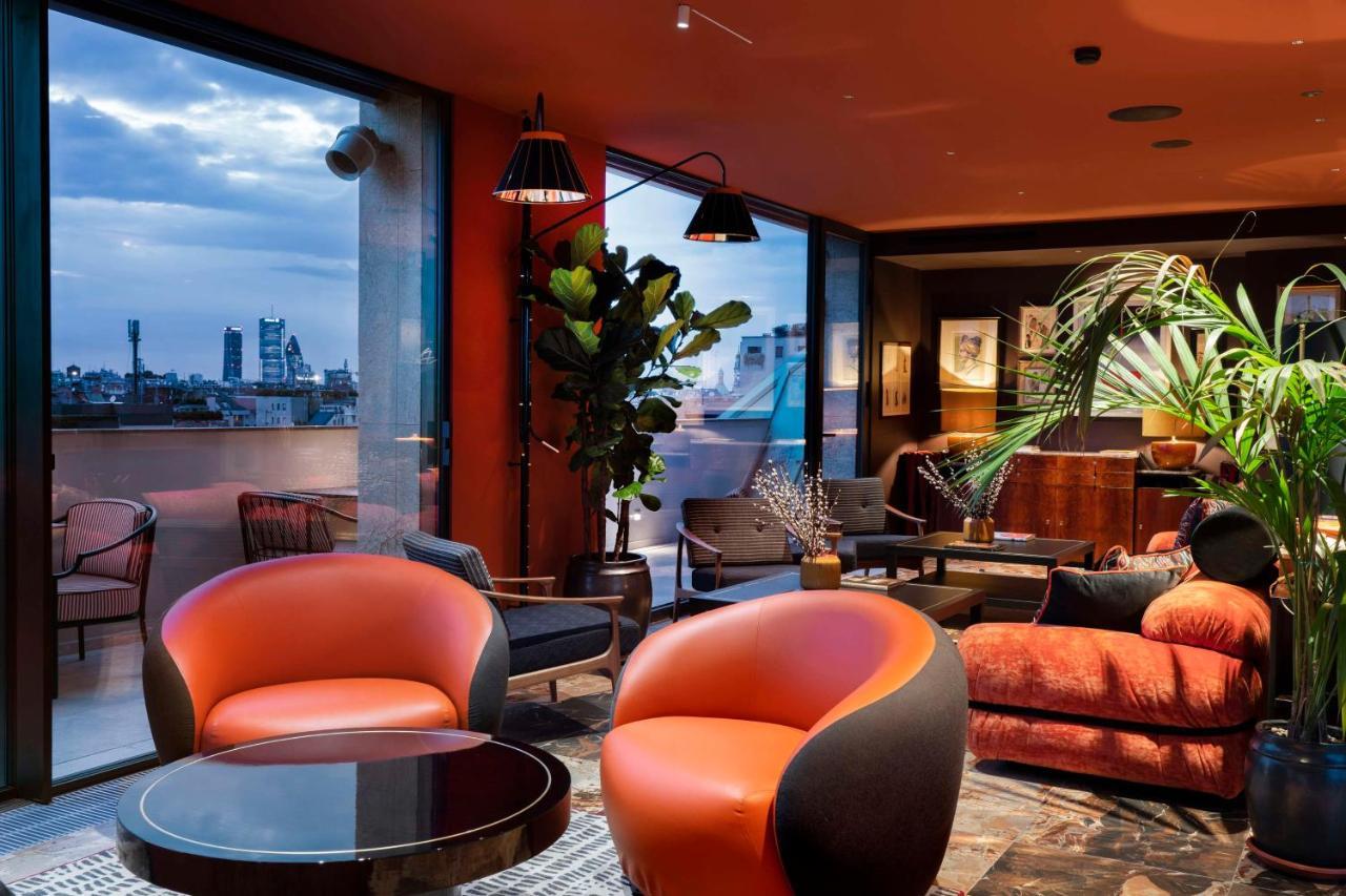 Radisson Collection Hotel, Santa Sofia Milan Exterior photo The Sky Bar