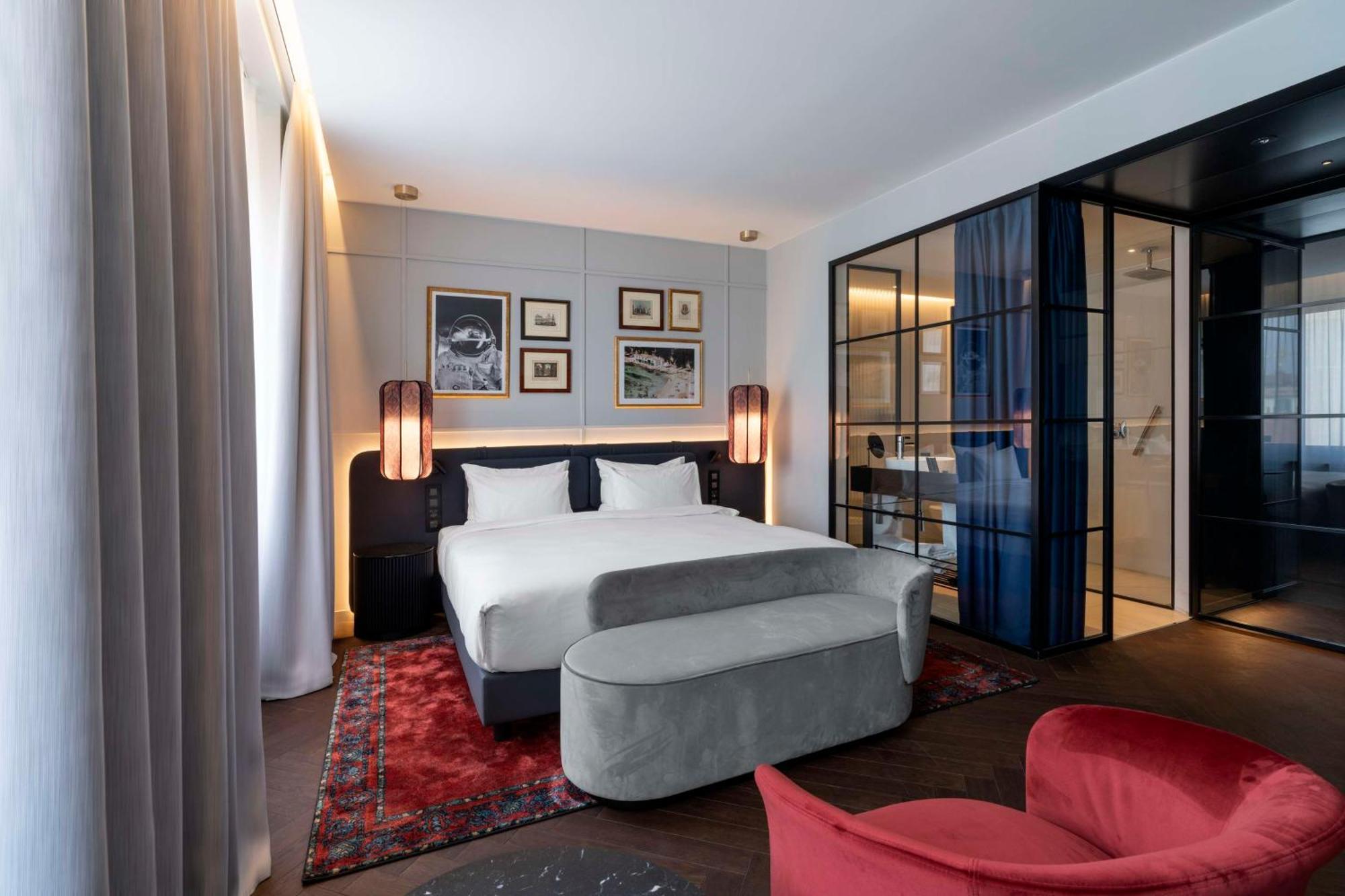 Radisson Collection Hotel, Santa Sofia Milan Exterior photo A bedroom at the hotel
